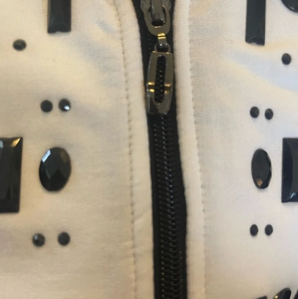 Three Hearts Women's Jacket Zip Front Closure Black Embellishment Si… - Picture 7 of 11